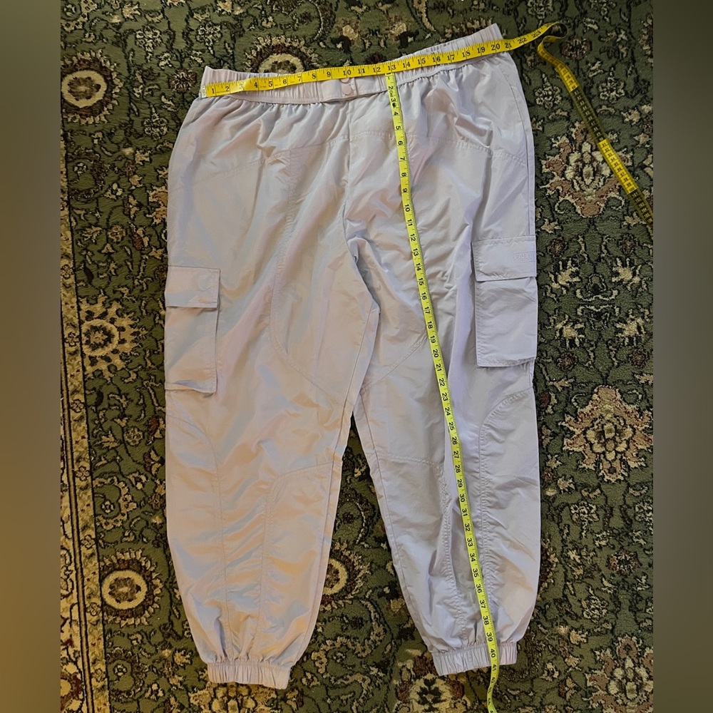 Fabletics Lightweight Cargo Jogger - Picture 5 of 7